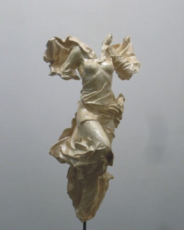 sculpture- résine époxy- drapé  blanc-nacré